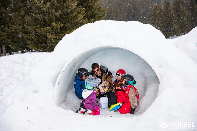 Enfants igloo Méribel